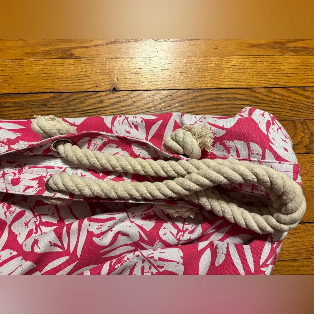 Pink and White Leaf Print Tote Bag - Picture 4 of 10